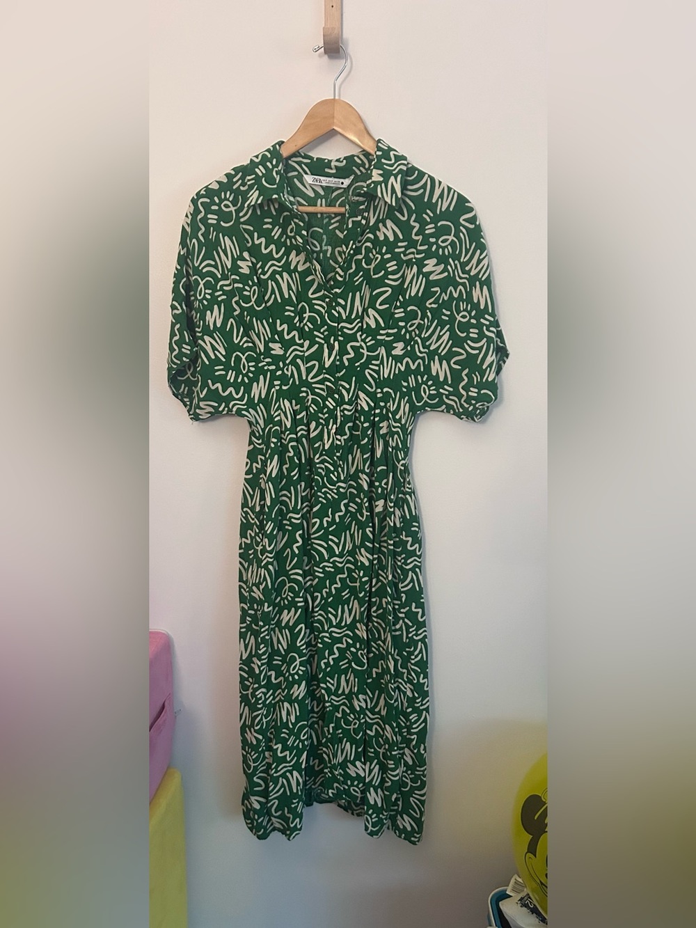 Zara Green Abstract Print Midi Dress